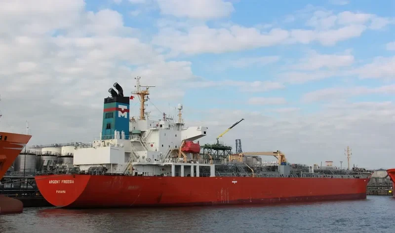 ELENORE Tanker IMO 9335836 photo 2