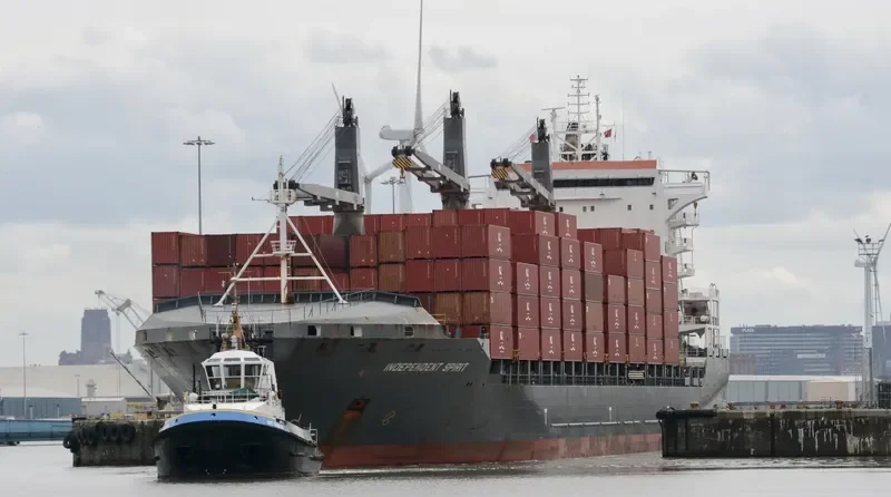 INDEPENDENT SPIRIT Container Ship IMO 9336191 photo 9
