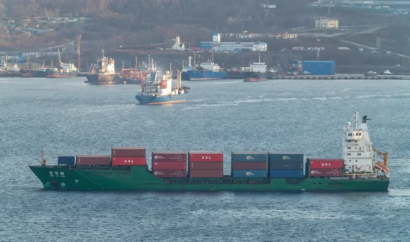 FENG ZE YUAN Container Ship IMO 9336270 photo 10