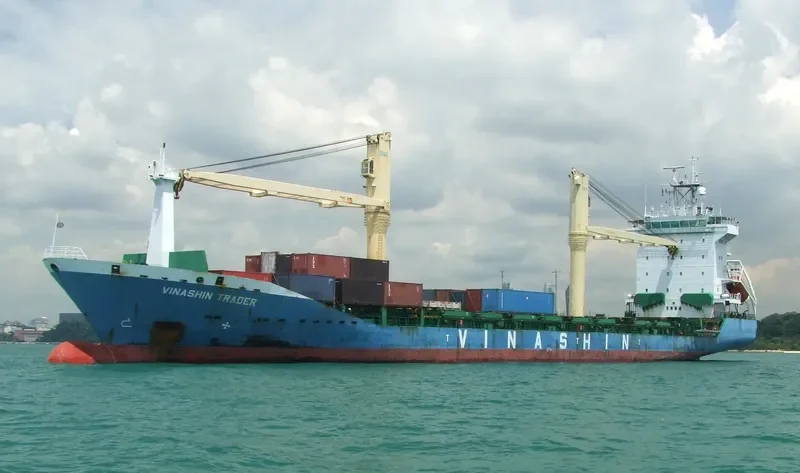 BIENDONG TRADER Container Ship IMO 9336323 photo 2