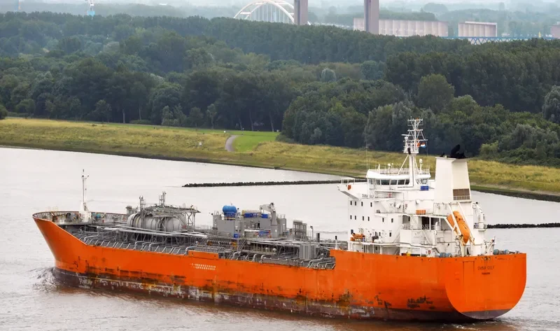 DVINA GULF Tanker IMO 9336464 photo 7