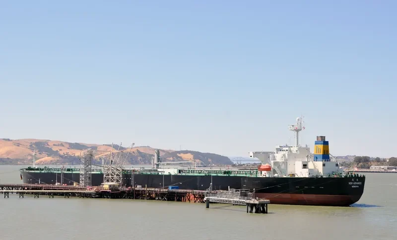 NEW ADVANCE Tanker IMO 9337212 photo 9