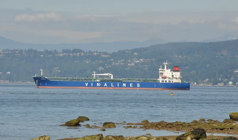 DAI PHU Tanker IMO 9337303 photo 5
