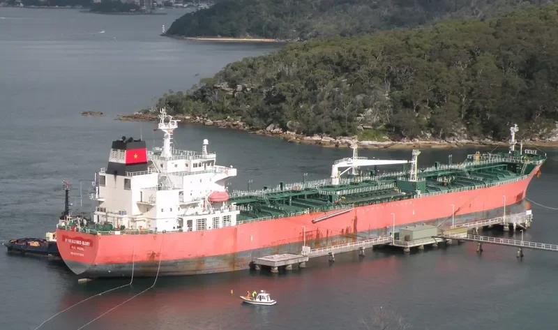DAI PHU Tanker IMO 9337303 photo 6