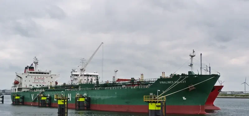 VINALINES GALAXY Tanker IMO 9337339 photo 7