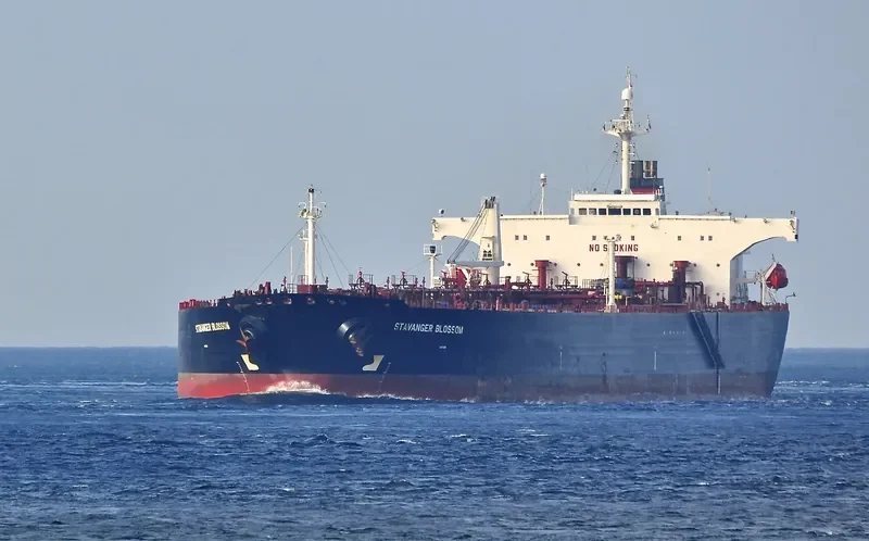 STAVANGER BLOSSOM Tanker IMO 9337389 photo 3