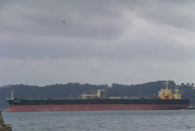 BANDA SEA Tanker IMO 9337406 photo 5