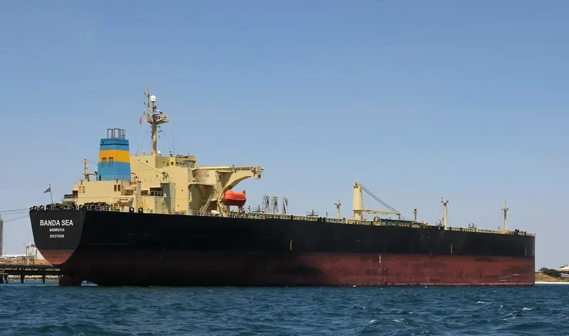 BANDA SEA Tanker IMO 9337406 photo 6