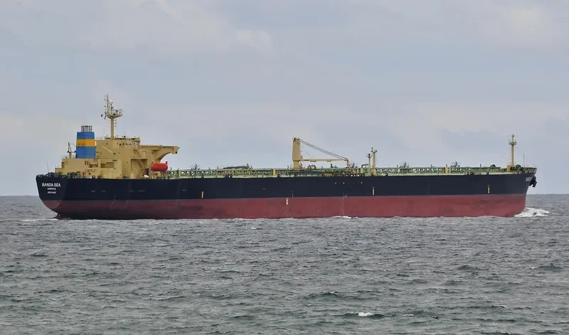 BANDA SEA Tanker IMO 9337406 photo 9