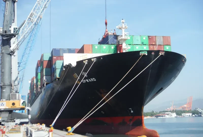 YM UPWARD Container Ship IMO 9337468 photo 3