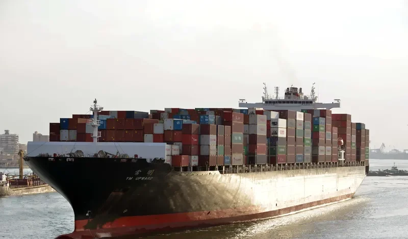 YM UPWARD Container Ship IMO 9337468 photo 9