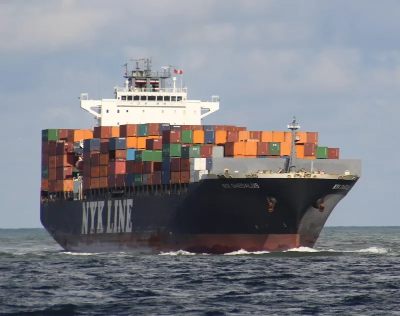 NYK DAEDALUS Container Ship IMO 9337614 photo 4