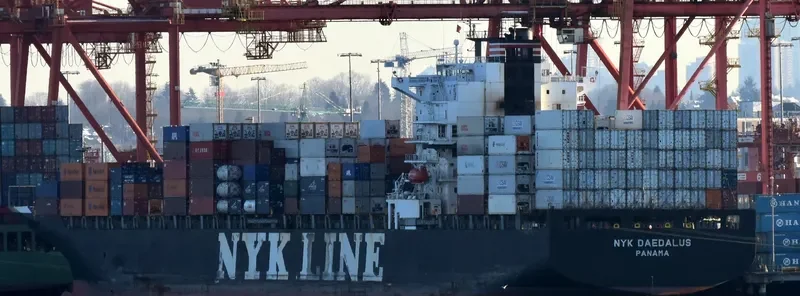 NYK DAEDALUS Container Ship IMO 9337614 photo 9