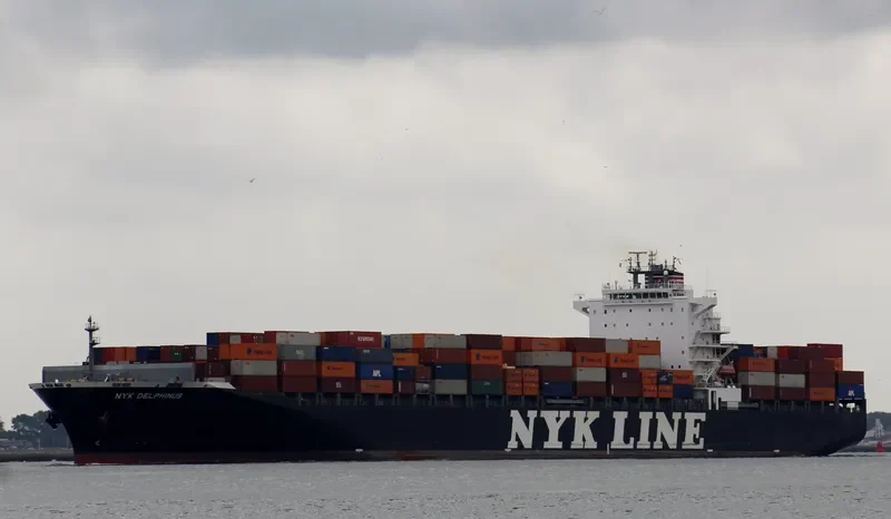 NYK DELPHINUS Container Ship IMO 9337652 photo 7