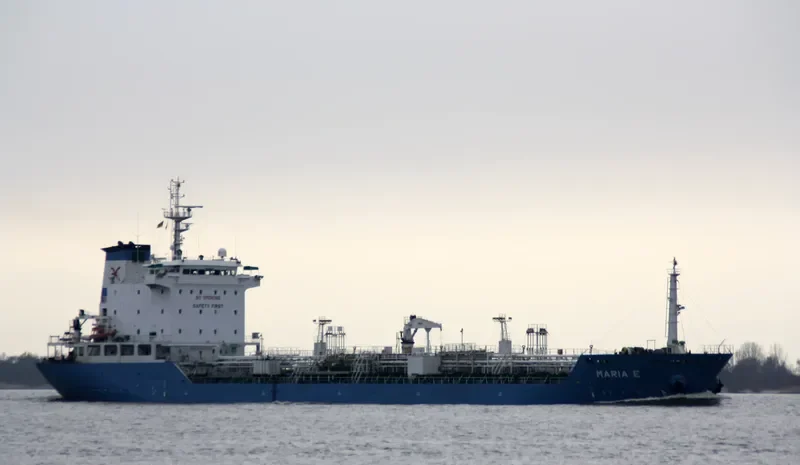 MARIA E Tanker IMO 9337822 photo 6