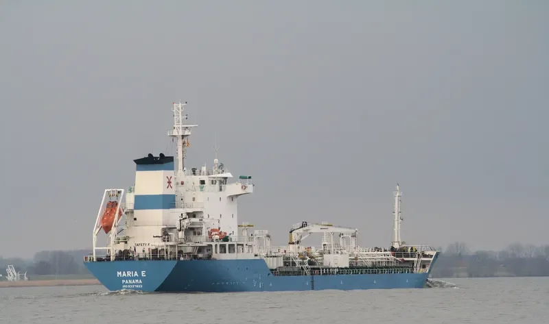 MARIA E Tanker IMO 9337822 photo 8