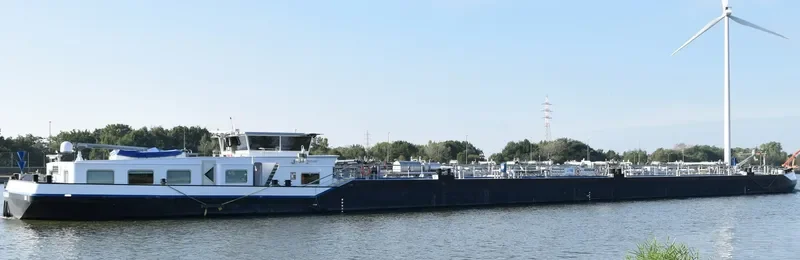 VEENDAM Tanker IMO 9338216 photo 2