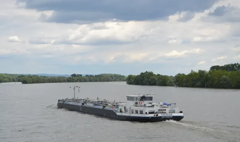 VEENDAM Tanker IMO 9338216 photo 9