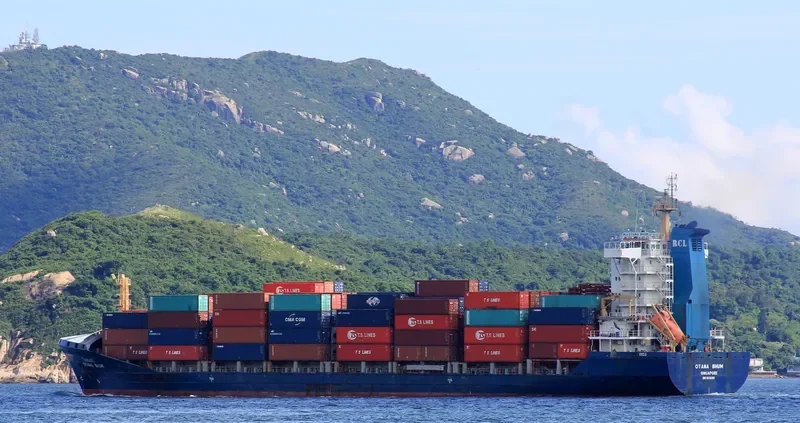 OTANA BHUM Container Ship IMO 9338319 photo 5
