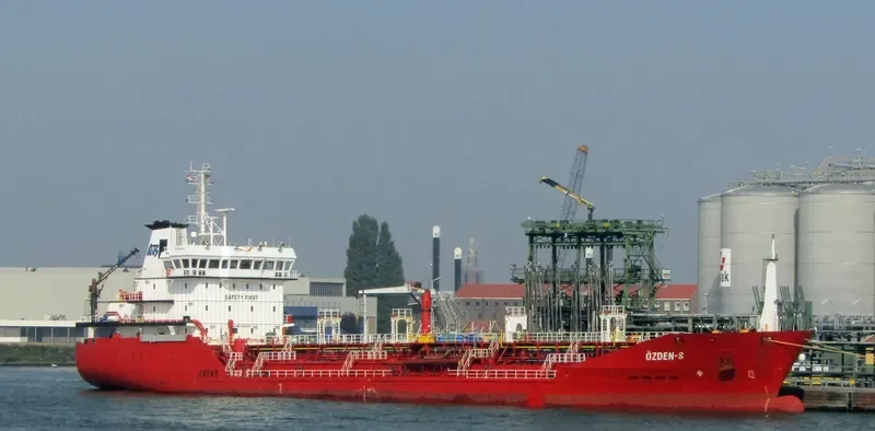 OZDEN S Tanker IMO 9338735 photo 6