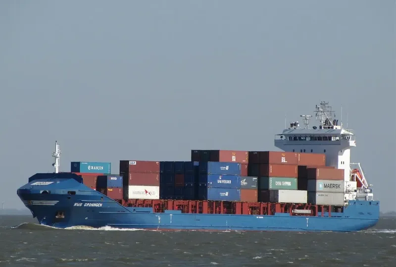 HAI SU 3 Container Ship IMO 9339038 photo 3
