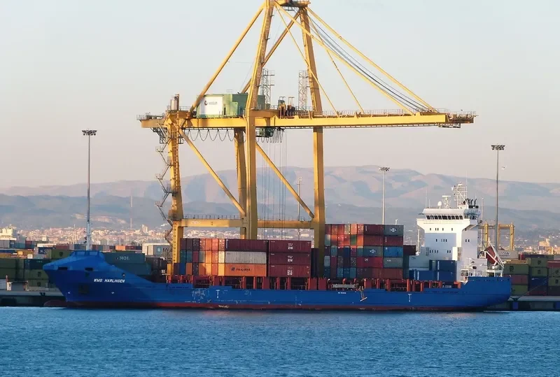 HUA HANG 6 Container Ship IMO 9339040 photo 2