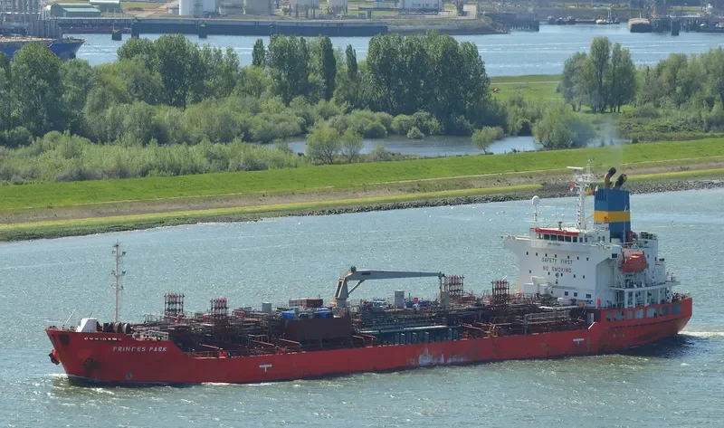 NORDIC MAYA Tanker IMO 9339351 photo 2