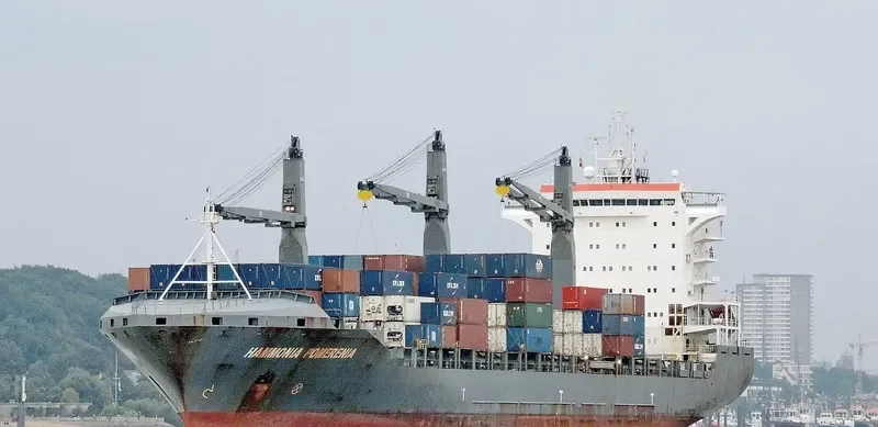 POMERENIA SKY Container Ship IMO 9339583 photo 8