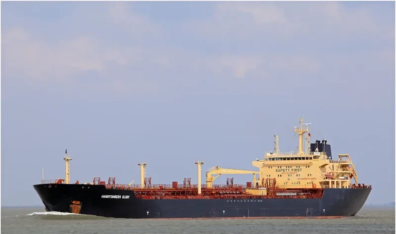 HANDYTANKERS GLORY Tanker IMO 9339624 photo 8