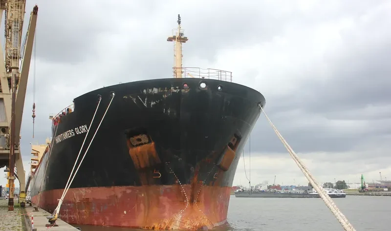 HANDYTANKERS GLORY Tanker IMO 9339624 photo 9