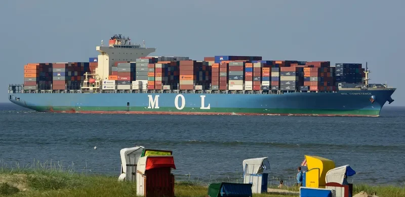 ONE COMPETENCE Container Ship IMO 9339662 photo 3