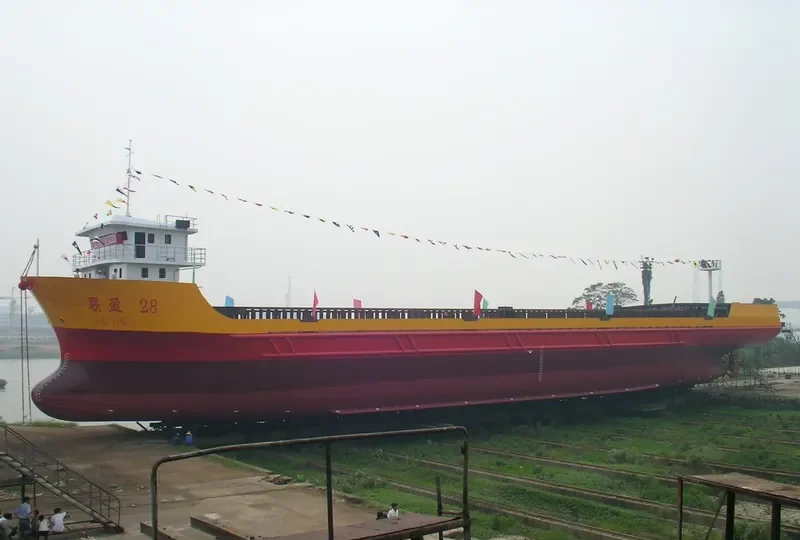 LIAN YING 28 Container Ship IMO 9340051 photo 3