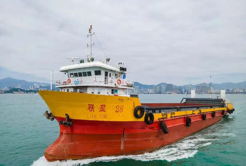 LIAN YING 28 Container Ship IMO 9340051 photo 9