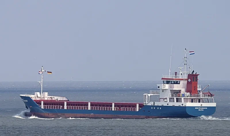 EEMS TRANSPORTER General Cargo IMO 9340300 photo 3