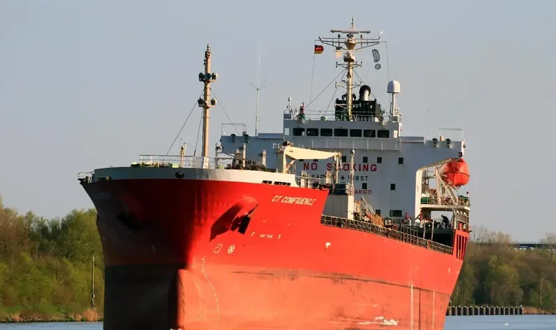 CT CONFIDENCE Tanker IMO 9340427 photo 6