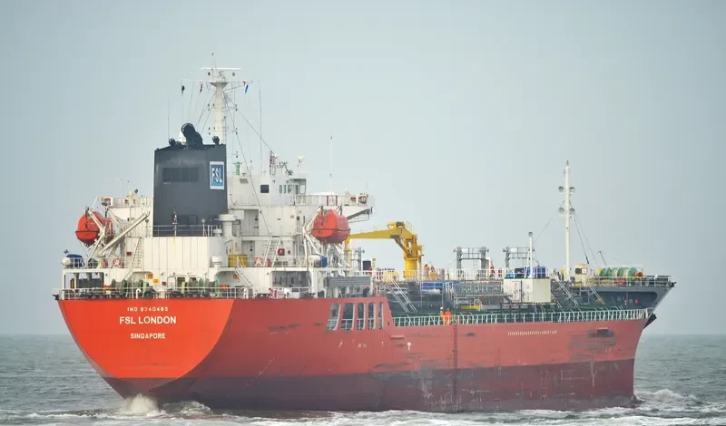 FSL LONDON Tanker IMO 9340465 photo 3