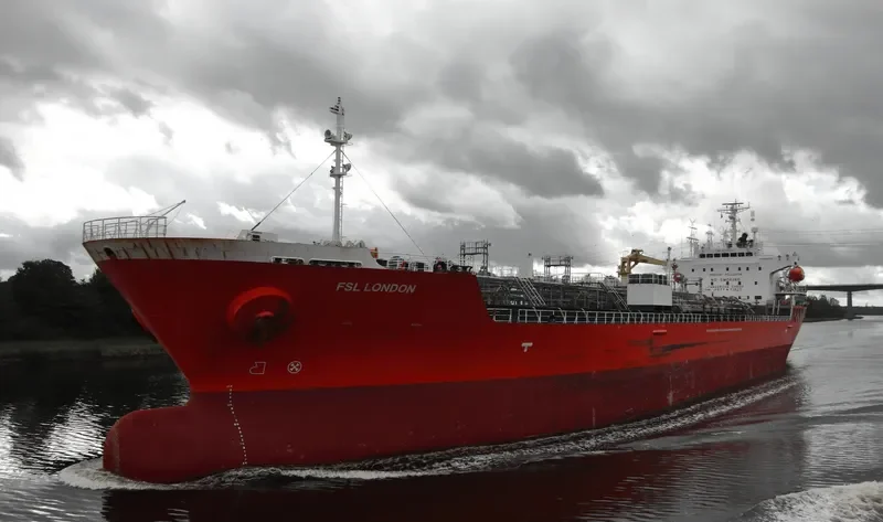 FSL LONDON Tanker IMO 9340465 photo 9