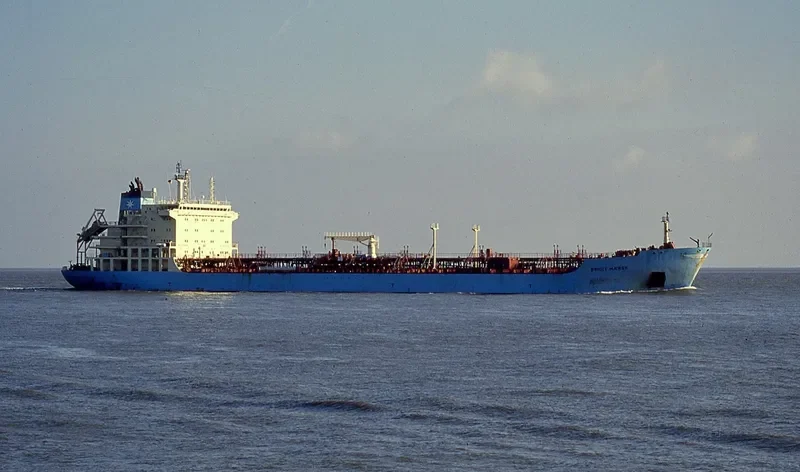 MAERSK BRIGIT Tanker IMO 9340582 photo 2