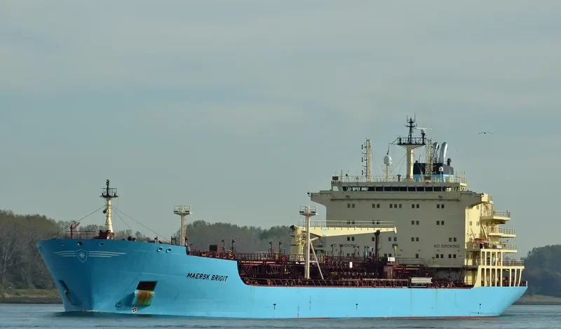 MAERSK BRIGIT Tanker IMO 9340582 photo 8