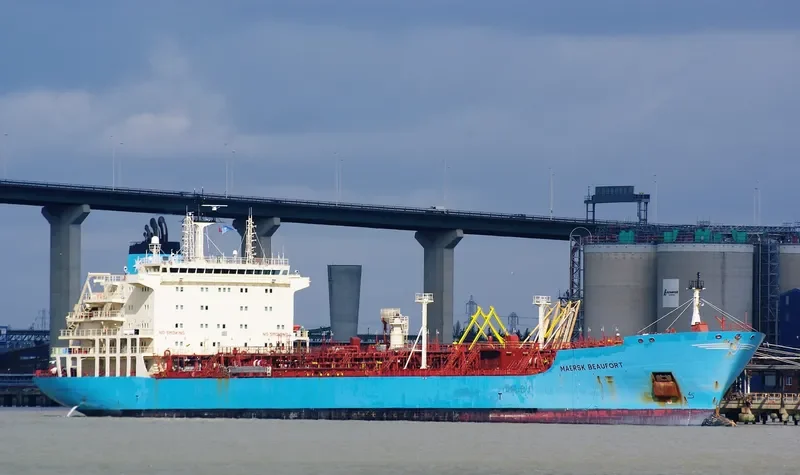 MAERSK BEAUFORT Tanker IMO 9340594 photo 4