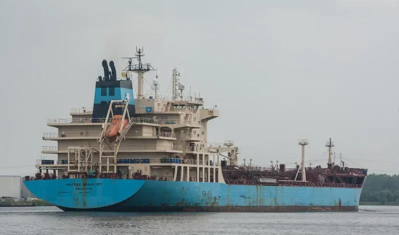 MAERSK BEAUFORT Tanker IMO 9340594 photo 8