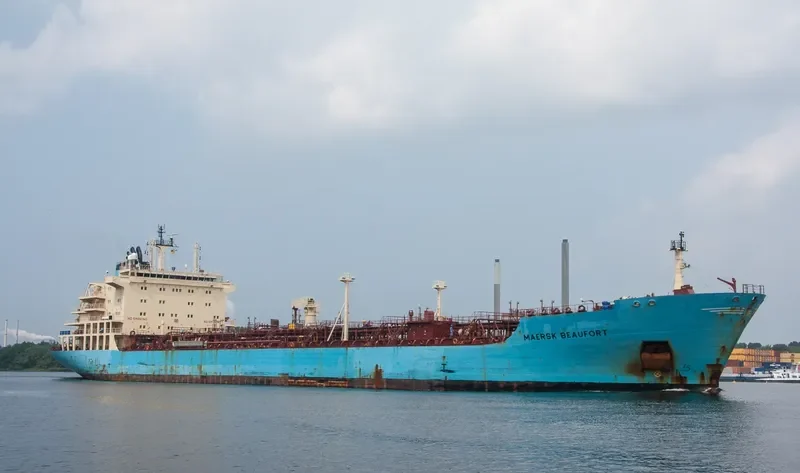 MAERSK BEAUFORT Tanker IMO 9340594 photo 9