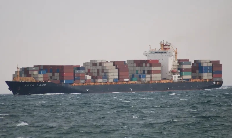 ZARNATA EXPRESS Container Ship IMO 9340752 photo 5