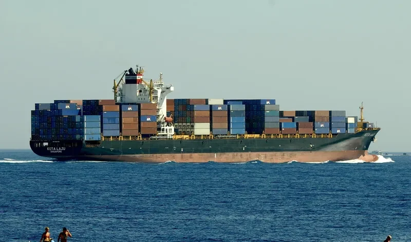 ZARNATA EXPRESS Container Ship IMO 9340752 photo 10