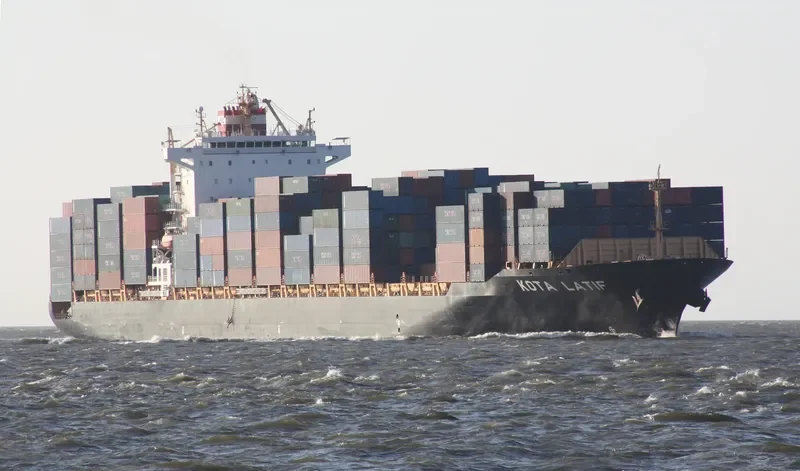 MATSON MAUI Container Ship IMO 9340764 photo 3