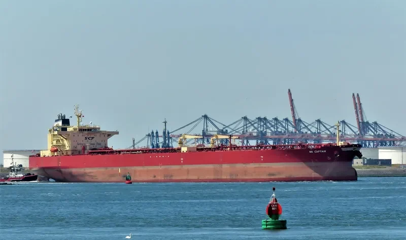 NS CAPTAIN Tanker IMO 9341067 photo 9