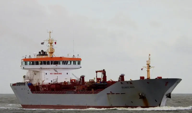ATLANTIC WIND Tanker IMO 9341316 photo 2