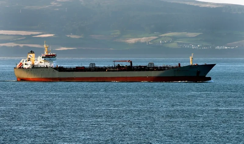 ATLANTIC WIND Tanker IMO 9341316 photo 10