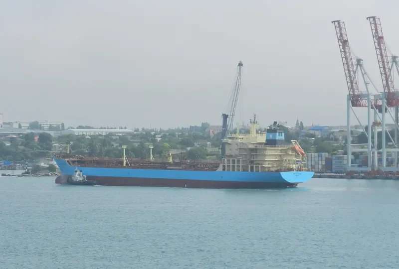 BRITTA MAERSK Tanker IMO 9341433 photo 7