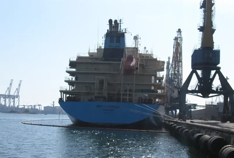 BRITTA MAERSK Tanker IMO 9341433 photo 9